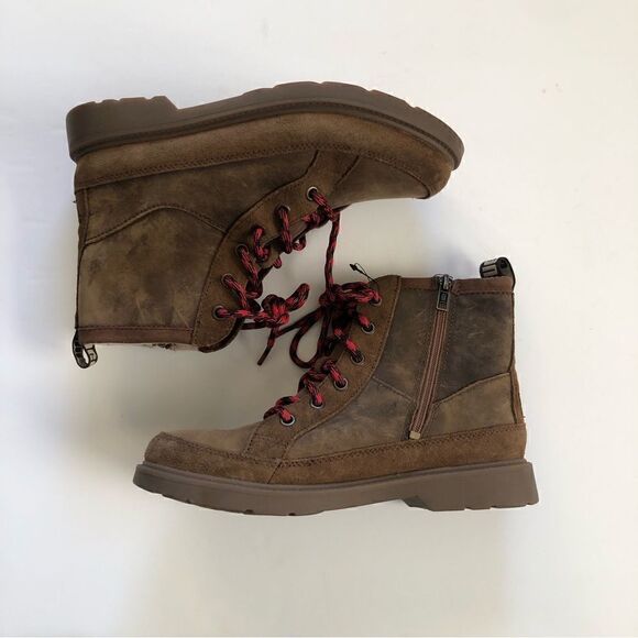 UGG Robley red lace up leather boots NWOT size 37 - Picture 3 of 12